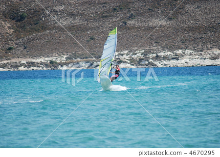 windsurfing on the move windsurfing on the move 4670295