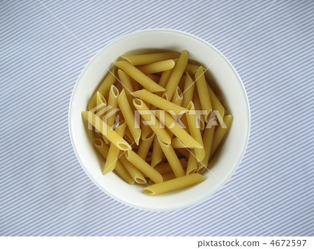 penne, short pasta, dried things 4672597