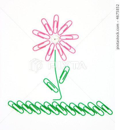 Flower from paper clips 4675852