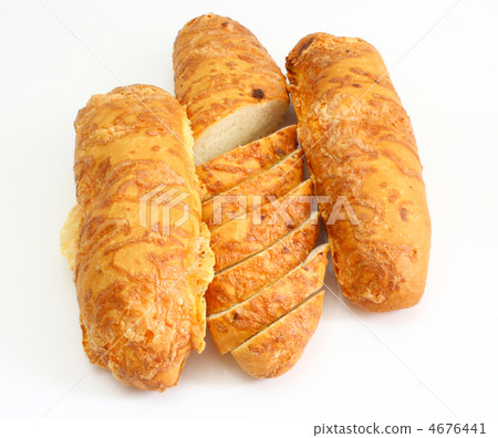 The ruddy long loaf of bread The ruddy long loaf of bread 4676441