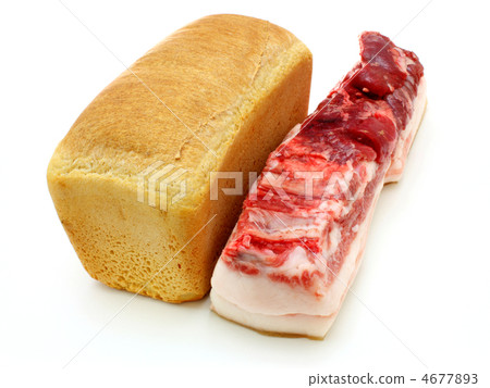 bread and the big piece of meat 4677893