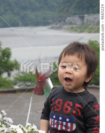 孩子們轉過來 孩子們轉過來 4683224