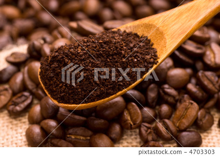 磨碎的咖啡豆 4703303