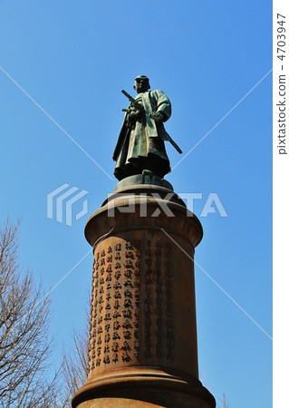 Yasukuni Shrine's Omura Masujiro statue 4703947