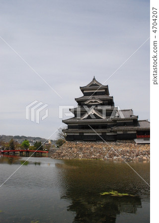National treasure Matsumoto castle 4704207