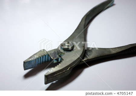 Pliers 4705147