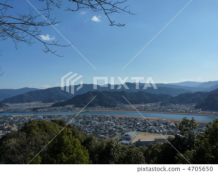 我從城山嚮下看Saeki 4705650