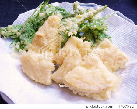Tempura with bamboo shoots and wormwood Tempura with bamboo shoots and wormwood 4707582