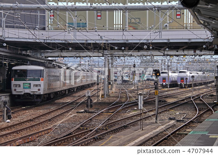 Matsumoto station 185 series is the best 4707944