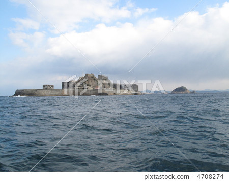 Battleship Island Battleship Island 4708274