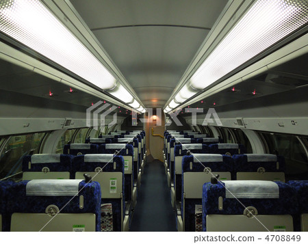 綠色汽車 綠色汽車 4708849