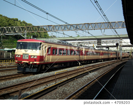 Limited express Kusatsu No. 31 Forwarding 185 Nippori station 4709203