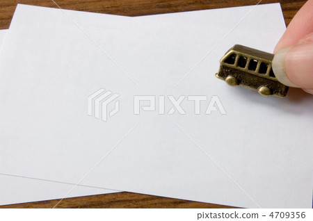 公交車和名片 公交車和名片 4709356