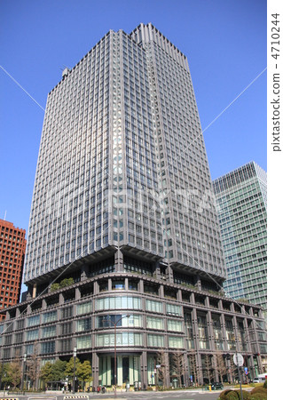 Shin Marunouchi Building 4710244