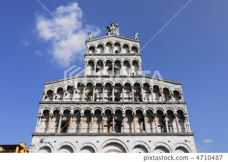 Lucca San Michele in Foro Church 4710487