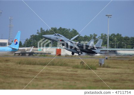 F 15 Take off 4711754