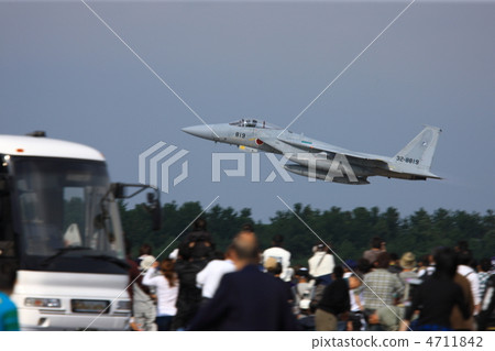 F 15 F 15 4711842