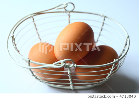 Red Ball Egg 4713040