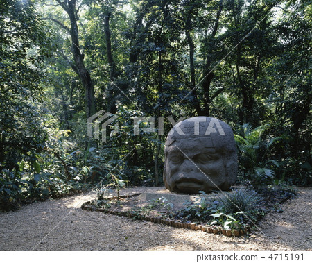 La·Benta廢墟公園巨型石頭雕像老戰士 4715191