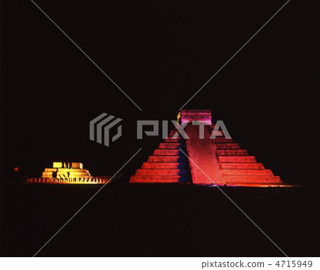 奇琴伊察遺址Kukrkan寺廟和戰士寺廟 4715949