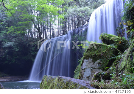 Nabegara Falls Nabegara Falls 4717195
