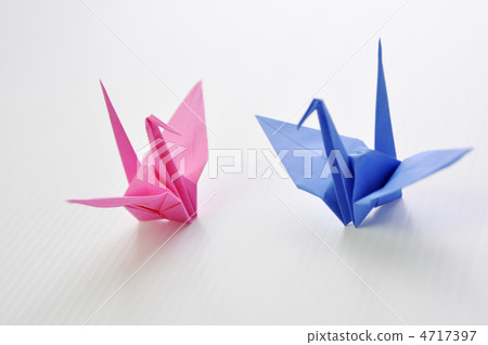 Curved crane 4717397