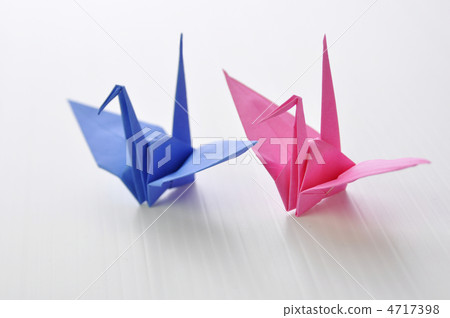 Curved crane 4717398