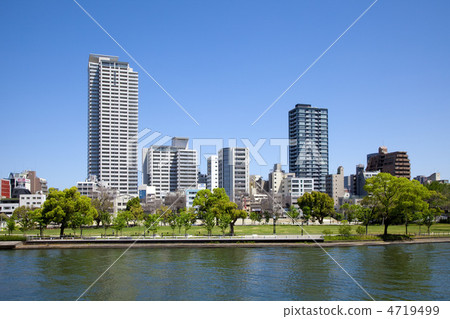 High rise apartment 4719499