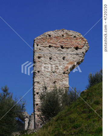 Sirmione 8 Sirmione 8 4720150