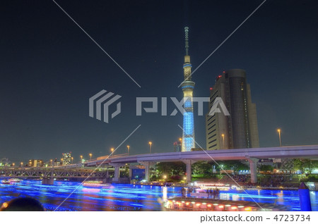 Tokyo firefly and Tokyo sky tree Night view 4723734