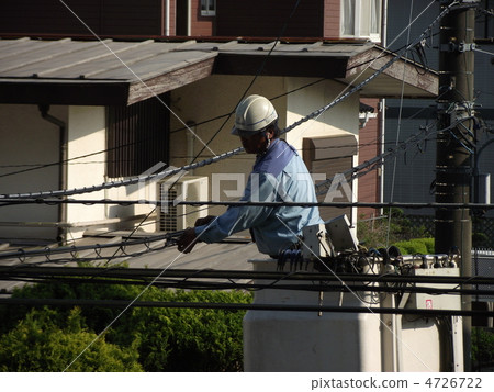 通信接線在高處工作 4726722