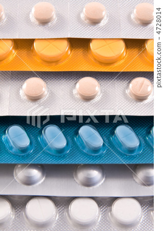 packs of pills 4728014