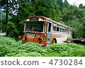 A decaying bus 4730284