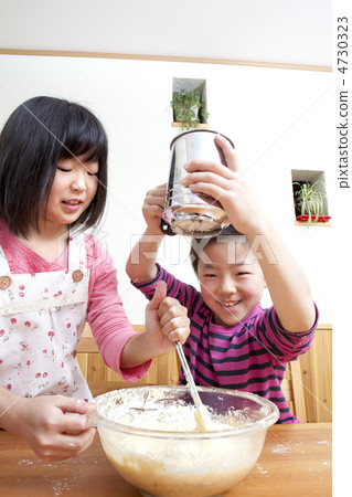 Children's cooking Children's cooking 4730323