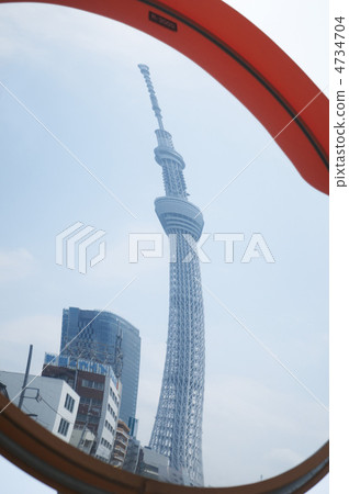 在鏡子反射的天空樹 4734704