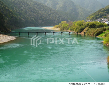 Iwama Submersible Bridge of Shimanto River in Shikoku Kochi 4736009