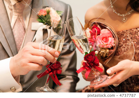 Brush and bride toast Brush and bride toast 4737787