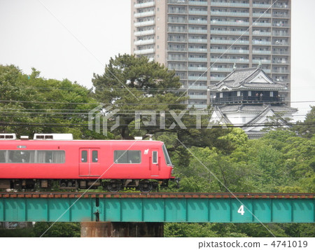 名鐵系列5700和岡崎城堡 4741019