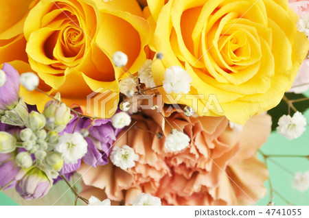 可愛的迷你花束 4741055