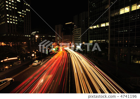 東京，夜交通圖像 4741196