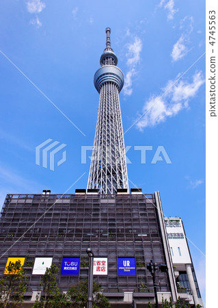 東京天空樹鎮和藍天蔓延的東京天空樹 4745563