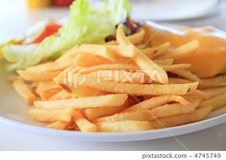 Potatoes of American hamburger's association 4745749