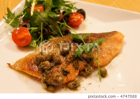 三文魚的porecapsepper醬 4747088