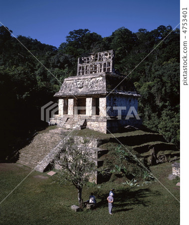 Palenque ruins Temple of the sun 4753401