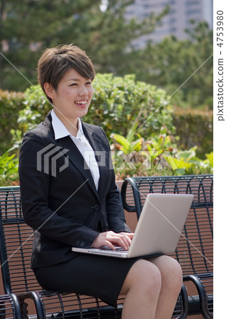 正在談判的婦女 正在談判的婦女 4753980