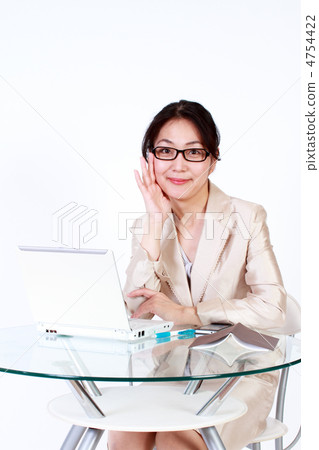 中層女商人 4754422