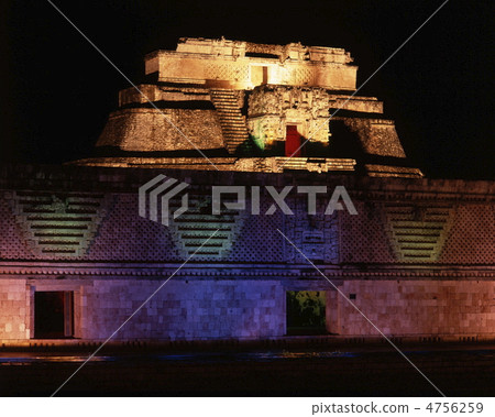 Uxmal remains ruins Nunnery cloister and pyramid of wizard 4756259