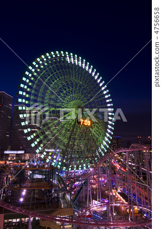 Yokohama Night Scenic Ferris Wheel 4756658
