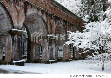 南禪寺水道雪景 4757390