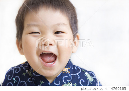 A cheerful smile 4769165